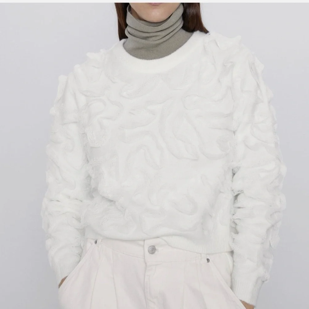 Zara Raised Effect Sweater with Ribbon Detail White Large Coquette Feminine - Picture 3 of 14